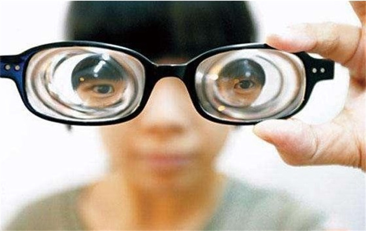 瞳神视康视力矫正中心加盟